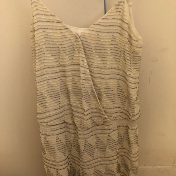 NWT Parker ‘Harrison’ Embellished Beaded Sequin Romper - Picture 5 of 6